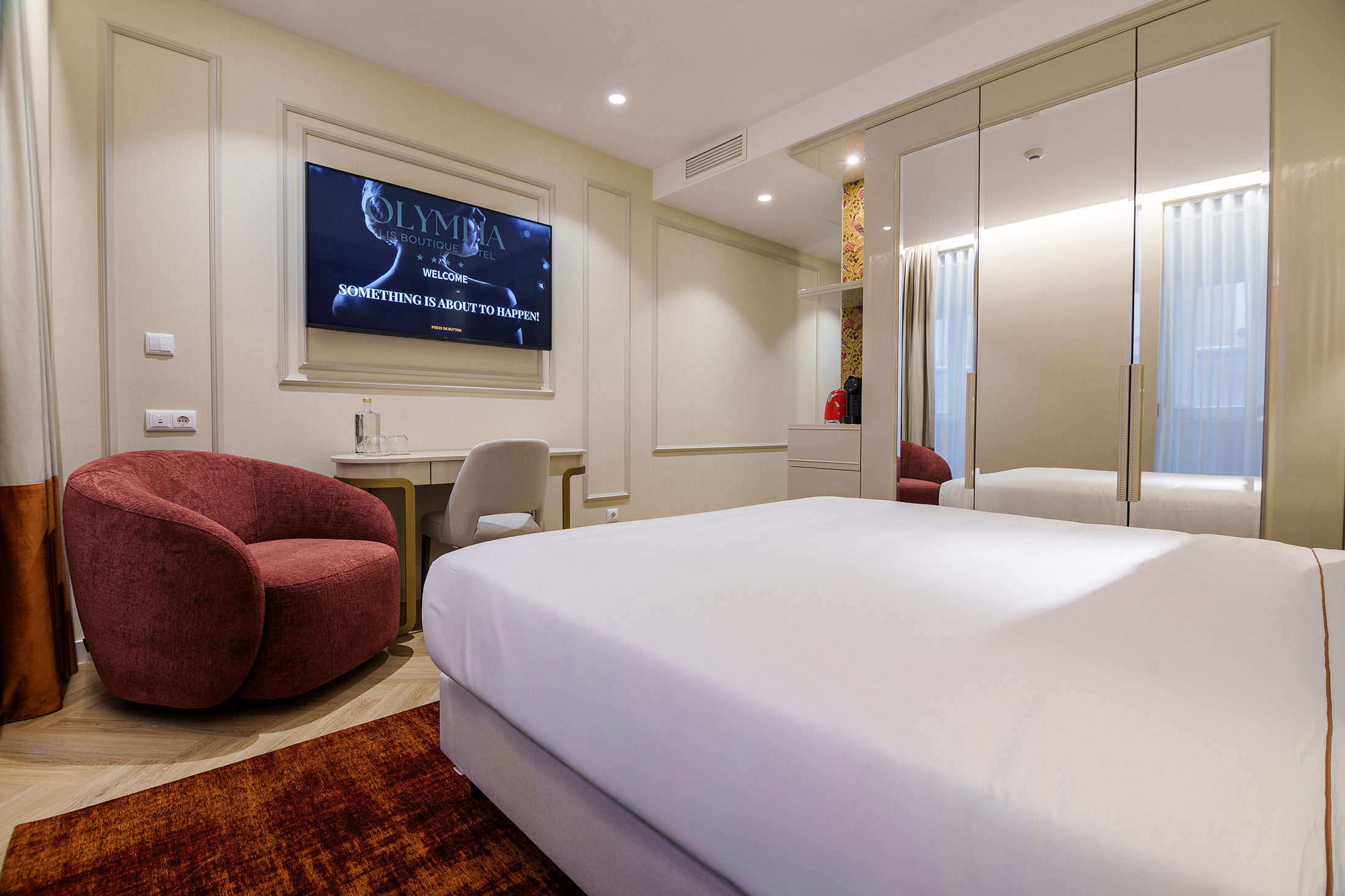 trat-Standard-Olympia-(5)