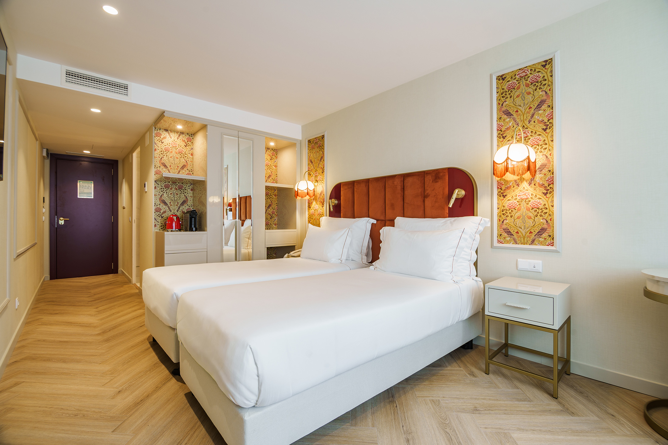 trat-Twin-Olympia-(6)